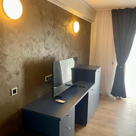 Blaxy Aparthotel Olimp
